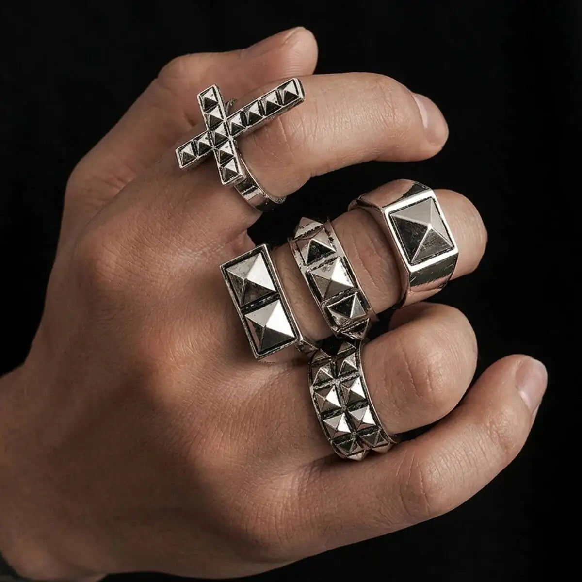 Ingemark 5 Pcs Gothic Punk Cross Chunky Open Rings Set for Men Hip-Hop Rivets Stackable Adjustable Knuckle Rings Finger Jewelry