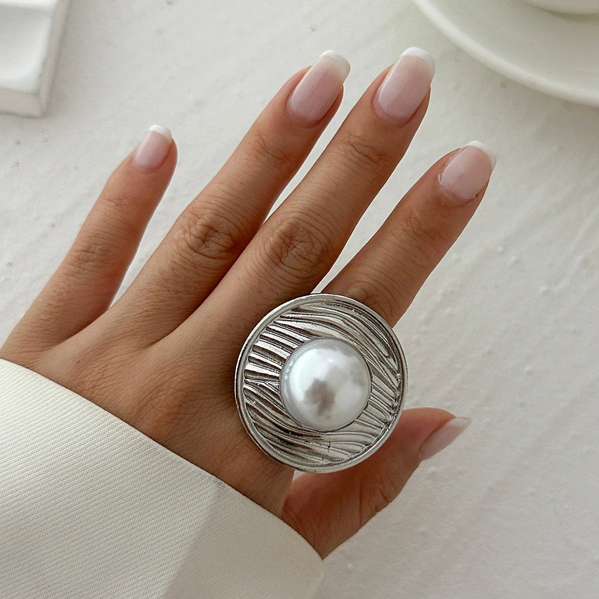 Ingemark Unique Exaggerated Large Petal Flower Rings for Women Vintage Geometric Adjustable Finger Ring Grunge Jewelry Steampunk