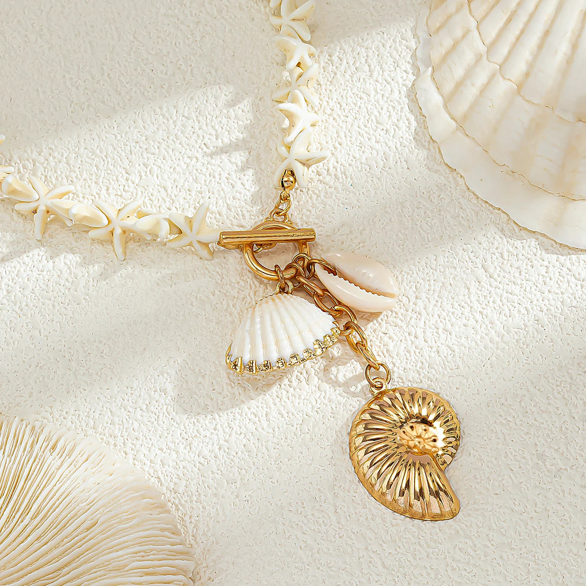 Ingemark Boho White Starfish Chain Necklace for Women Fashion Statement Elegant Conch Snail Pendant Choker Aesthetic Y2K Jewelry