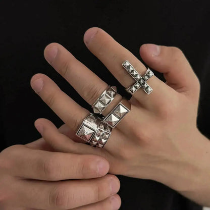Ingemark 5 Pcs Gothic Punk Cross Chunky Open Rings Set for Men Hip-Hop Rivets Stackable Adjustable Knuckle Rings Finger Jewelry