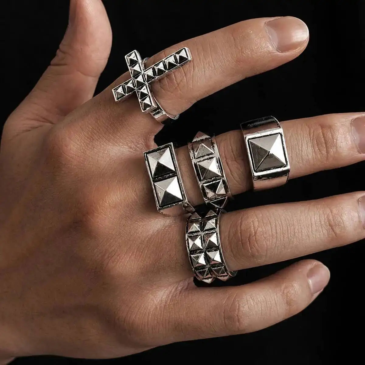 Ingemark 5 Pcs Gothic Punk Cross Chunky Open Rings Set for Men Hip-Hop Rivets Stackable Adjustable Knuckle Rings Finger Jewelry