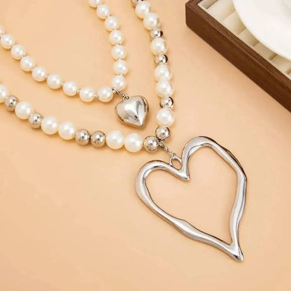 5 Styles Exaggerated Big Love Heart Cross Pendant Choker Necklace for Women Trendy Imitation Pearl Grunge Chain Jewelry