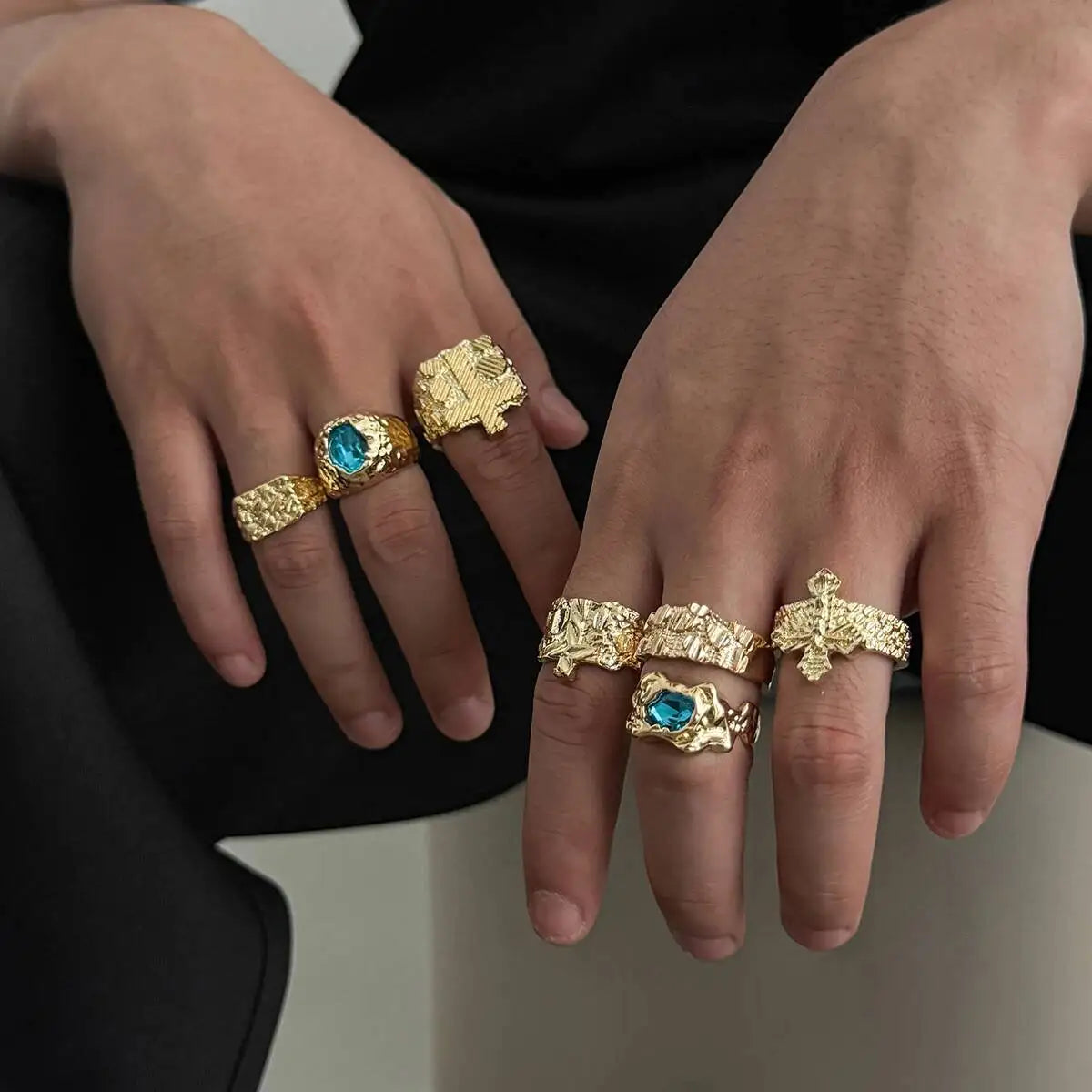 Ingemark 7 Pcs/Set Unique Gold Color Texture Metal Open Rings for Men Punk Inlay Blue Acrylic Rhinestone Rings Male Jewelry Gift