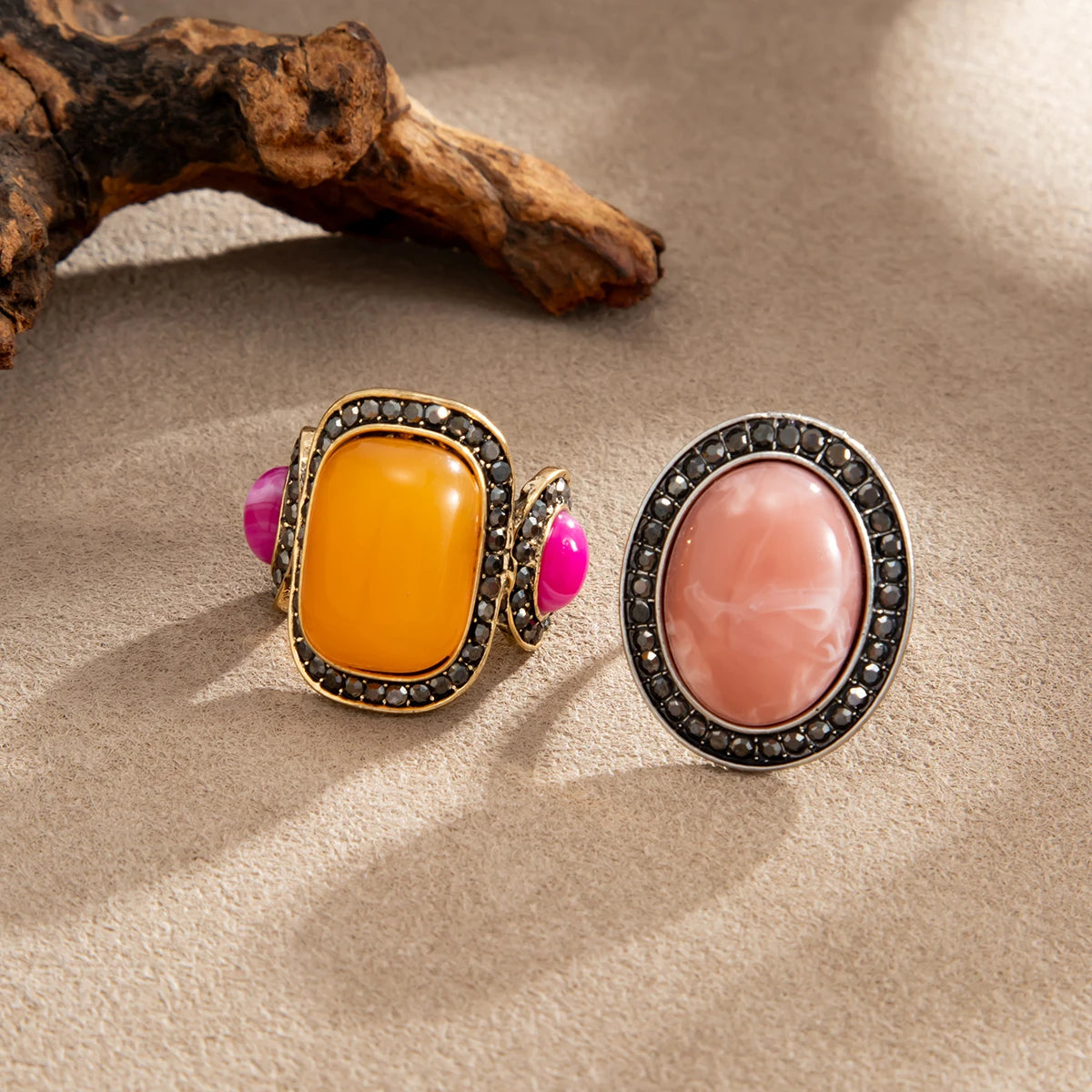 Ingemark 2 Pcs/Set Vintage Inlay Geometric Resin Oval Stone Rings Women Trend Elegant Rhinestone Adjustable Finger Ring Jewelry