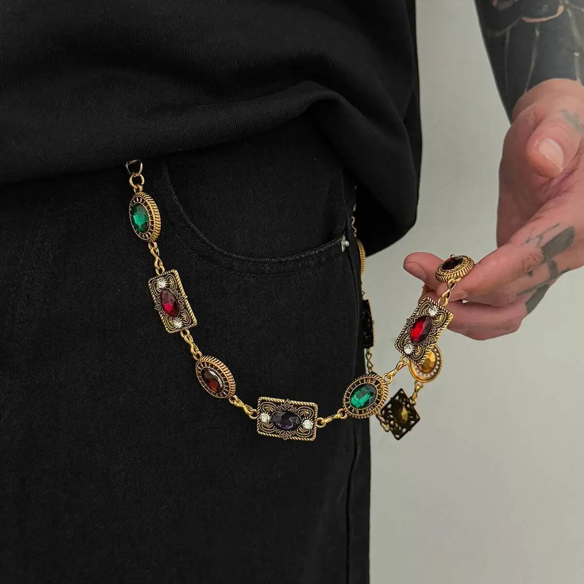 Ingemark Hip-Hop Red Green Acrylic Rhinestone Keychain Wallet Belt Chain for Men Trendy Hipster Pant Jeans Chain Street Jewelry