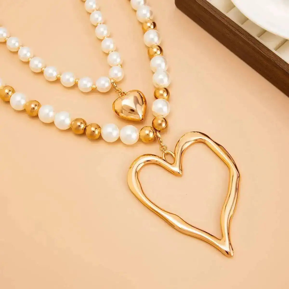 5 Styles Exaggerated Big Love Heart Cross Pendant Choker Necklace for Women Trendy Imitation Pearl Grunge Chain Jewelry