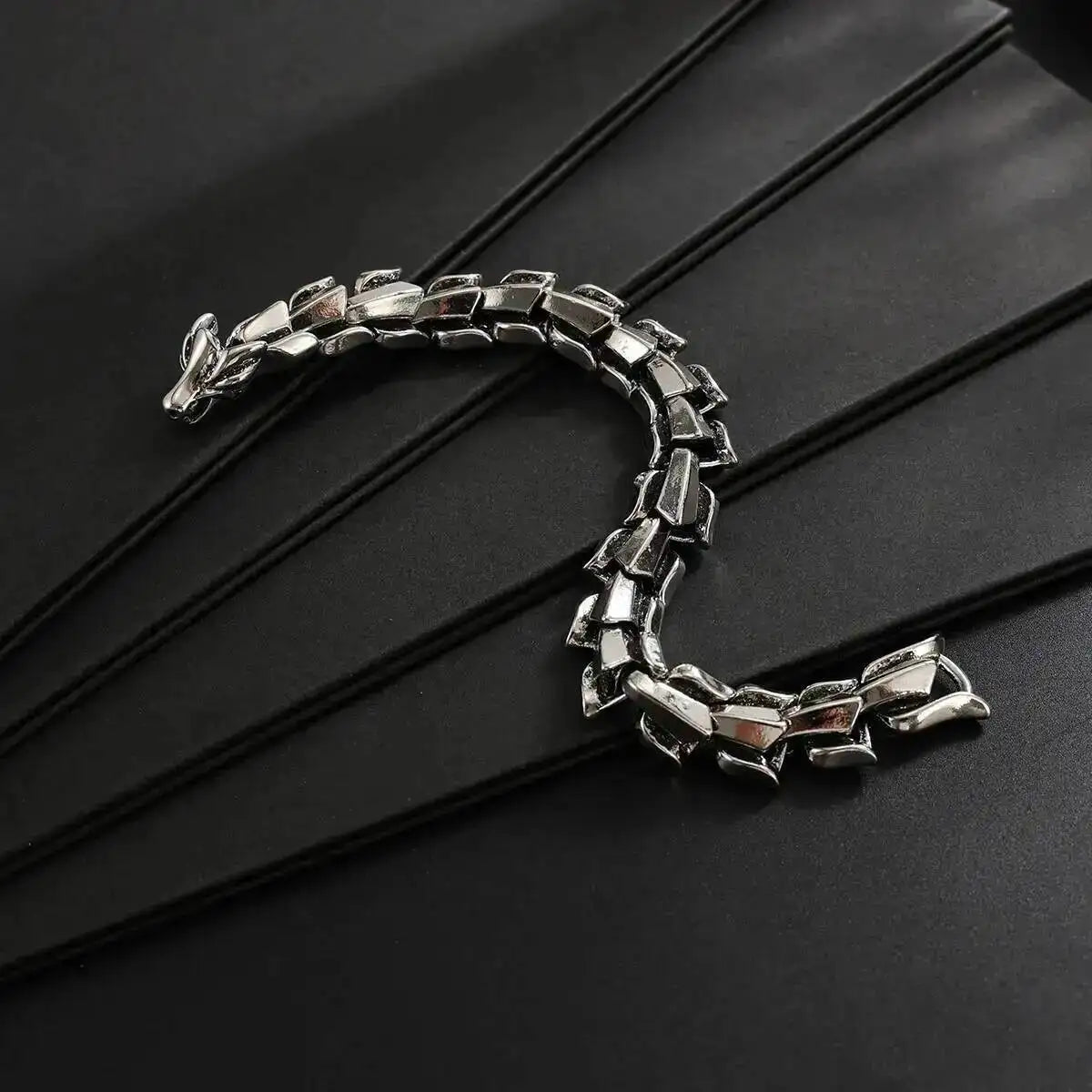 Ingemark Punk Style Keel Dragon Chunky Bracelet for Men Personality Gothic Silver Color Metal Open Bangles Jewelry Accessories