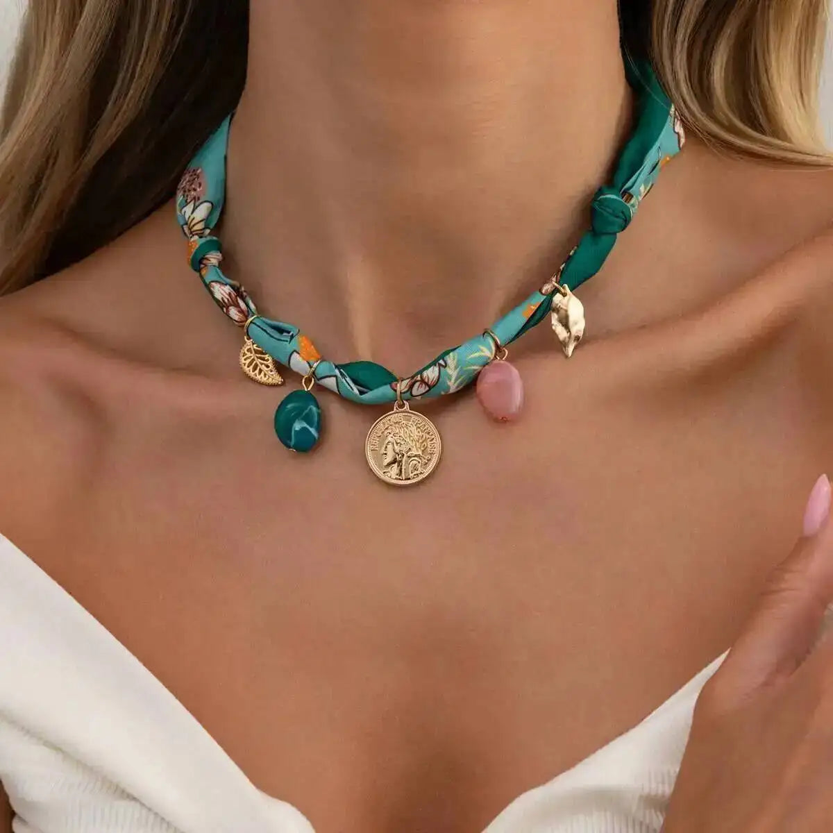 Ingemark Elegant Adjustable Silk Scarf Choker Necklace for Women Vintage Boho Leaf Coin Pendant Necklace Daily Jewelry Gift